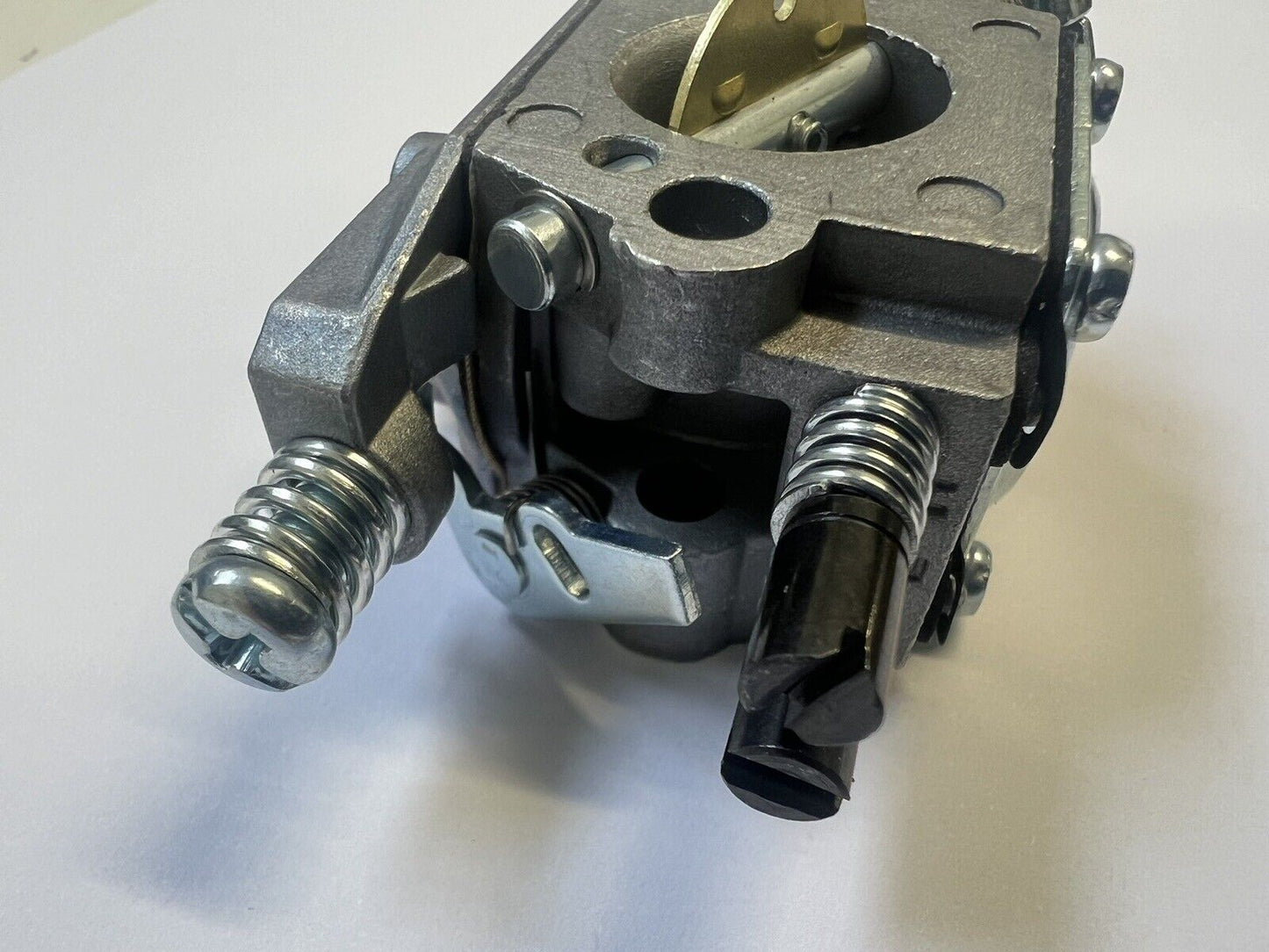 Carburetor for YUKON BLACKEAGLE chainsaw 50CC 52CC 58CC 62CC 5200 5800 6200