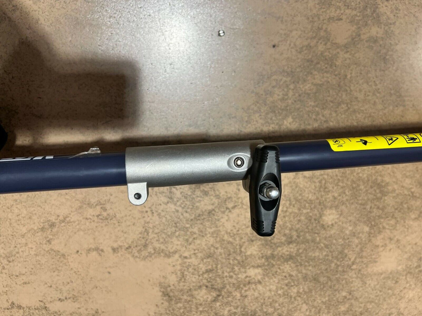 Pole saw/Chainsaw Attachment Fit 25.4CC VICTA Bent / Split Shaft Trimmer 883225