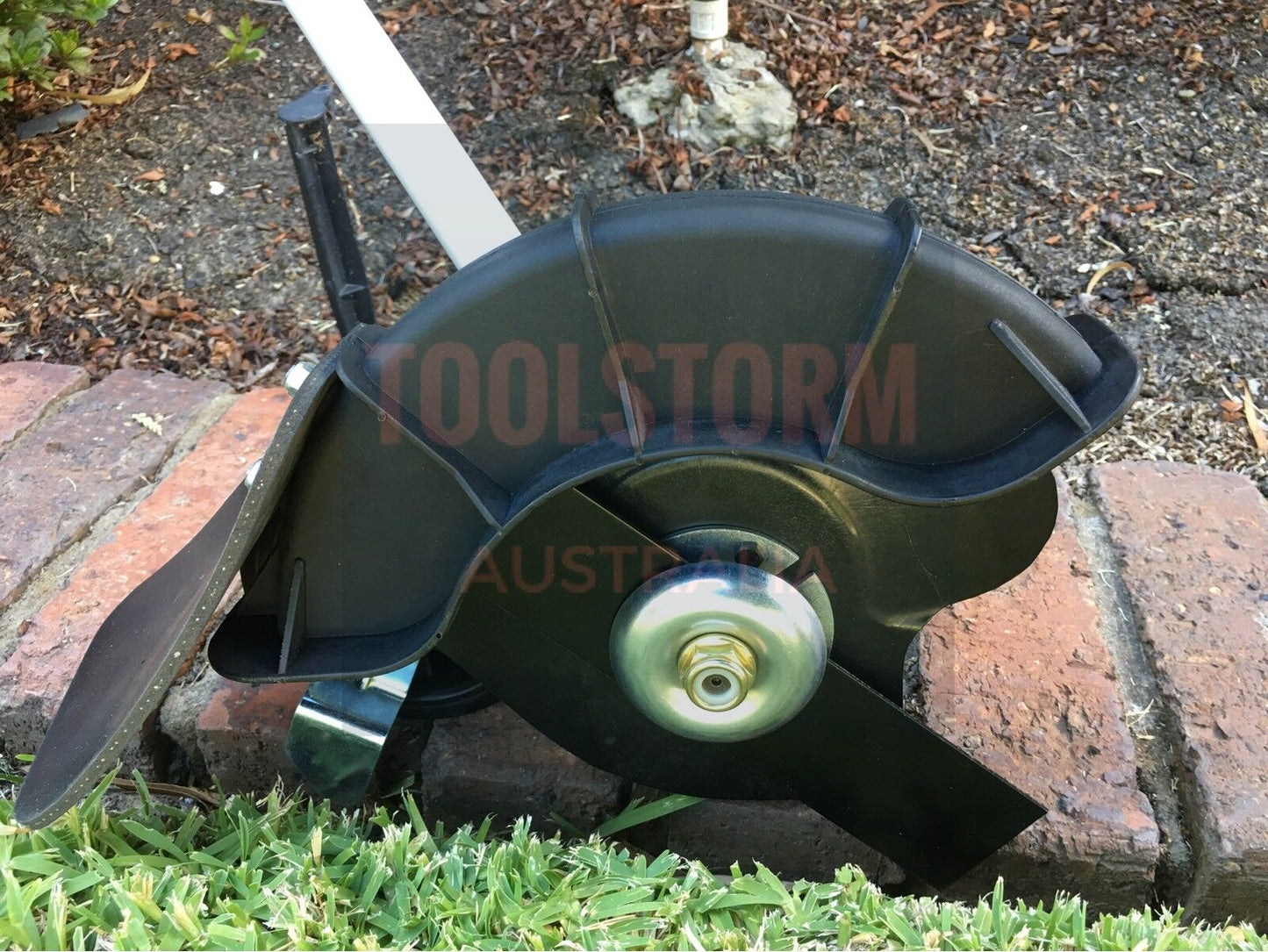 9 T Grass Edger Attachment For Ryobi 52cc 2 Stroke Brushcutter Item RBC52FSBHO