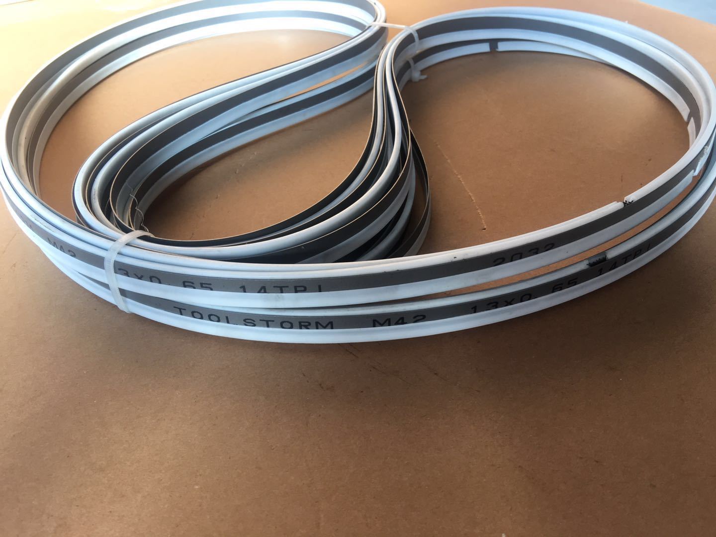 https://i.ebayimg.com/00/s/MTA4MFgxNDQw/z/d70AAOSwks1bolXB/$_57.JPG?set_id=8800005007