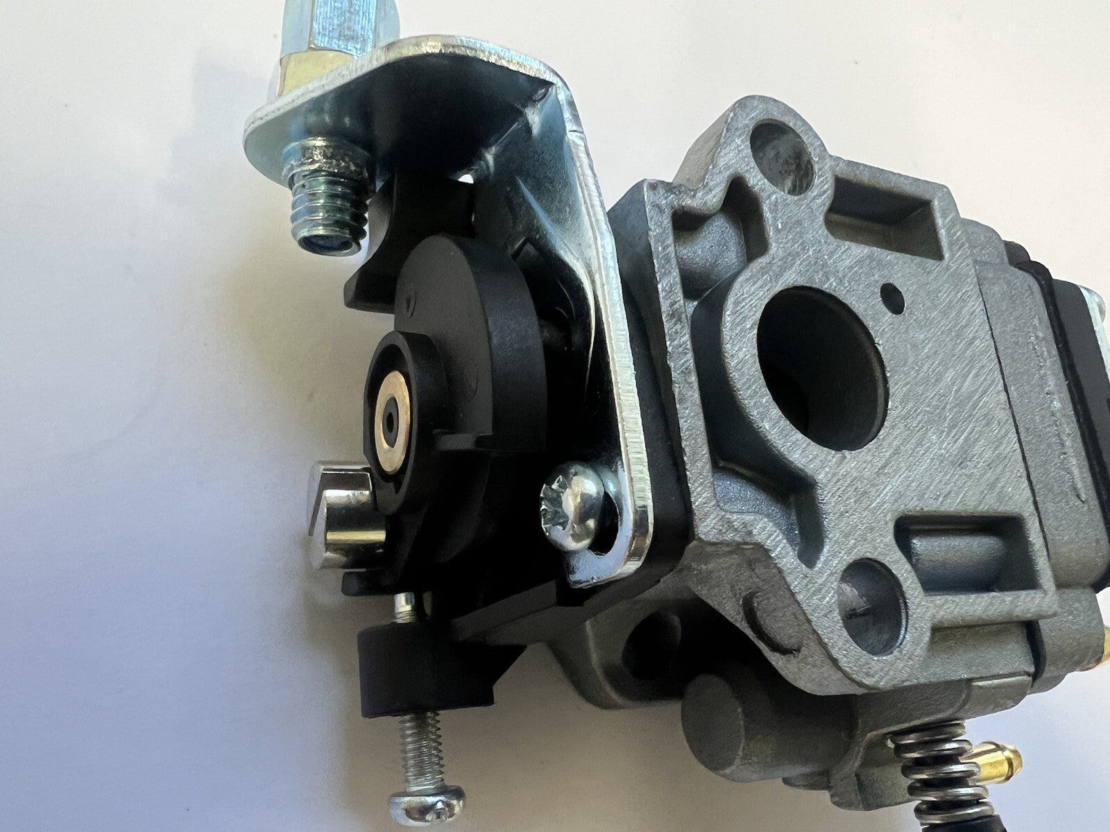 47526470