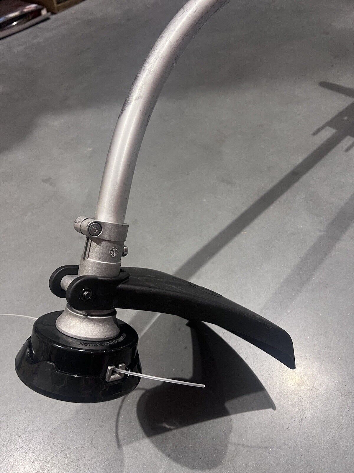 Bump Feed Trimmer Head Fit BENT/CURVED SHAFT Whipper Snipper Line Trimmer M8