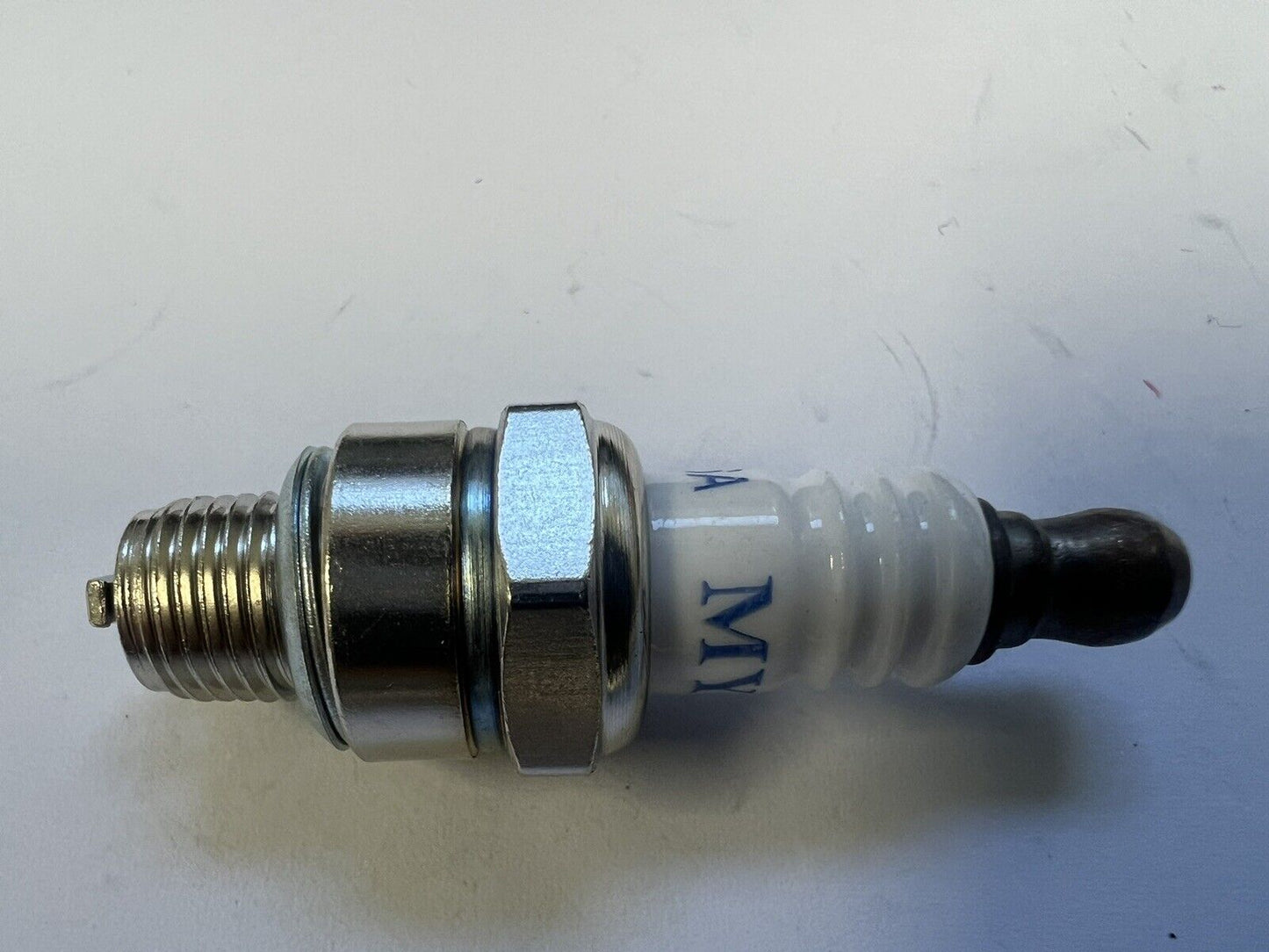 Spark Plug Fit Yardking Line Trimmer Brushcutter 883222 1697318
