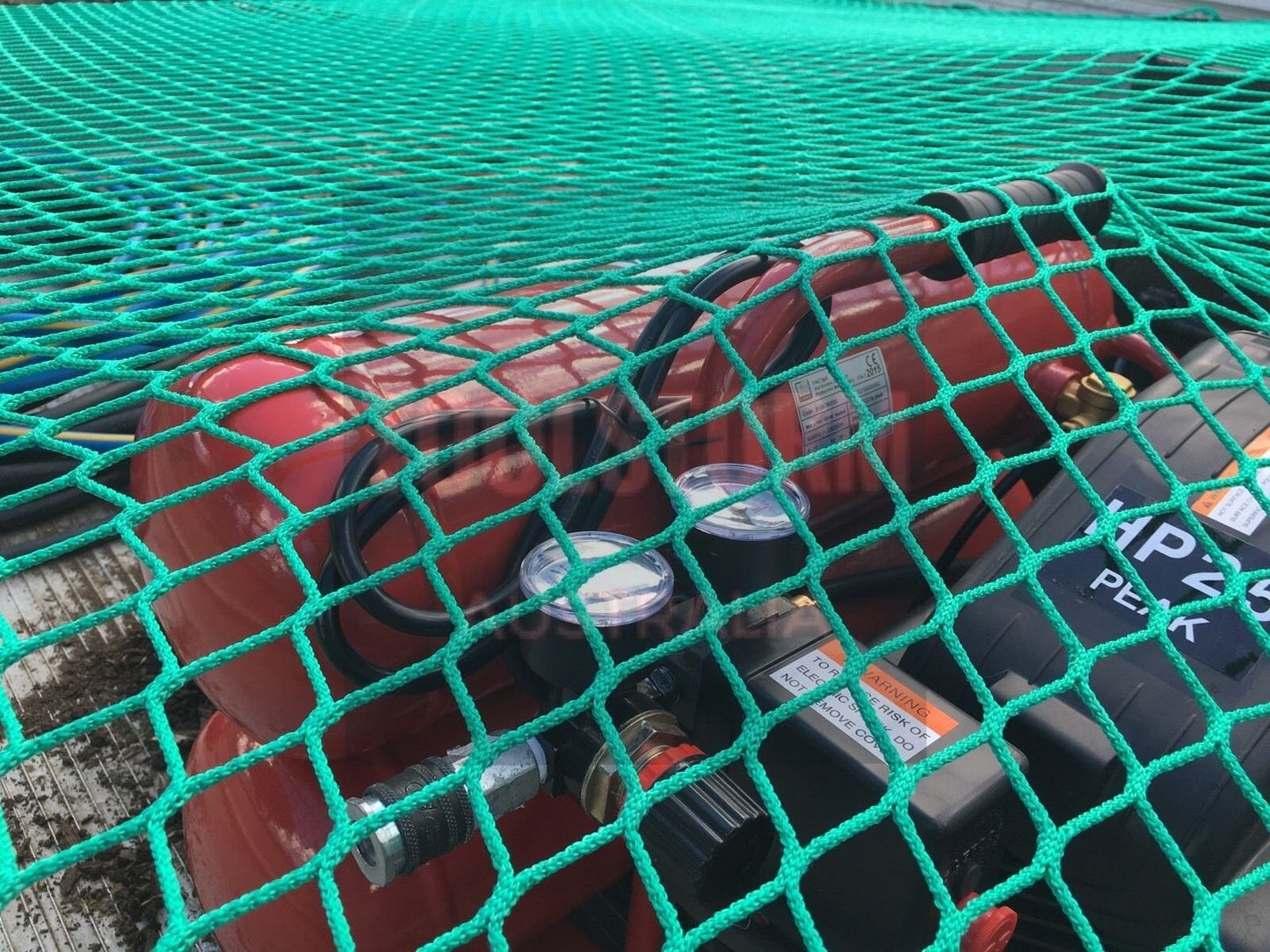 CARGO NET 2MX3M FREE 15PC HOOK UTE TRAILER TRUCK NYLON 35MM MESH BUNGEE CORD