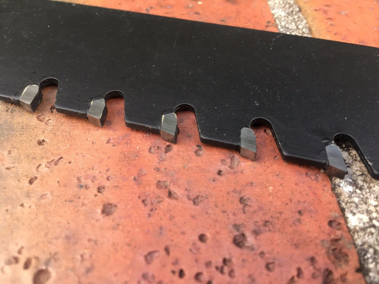 Tungsten Carbide Grit TCT Reciprocating Saw Blade For Concrete/ Brick 200MM, 14T