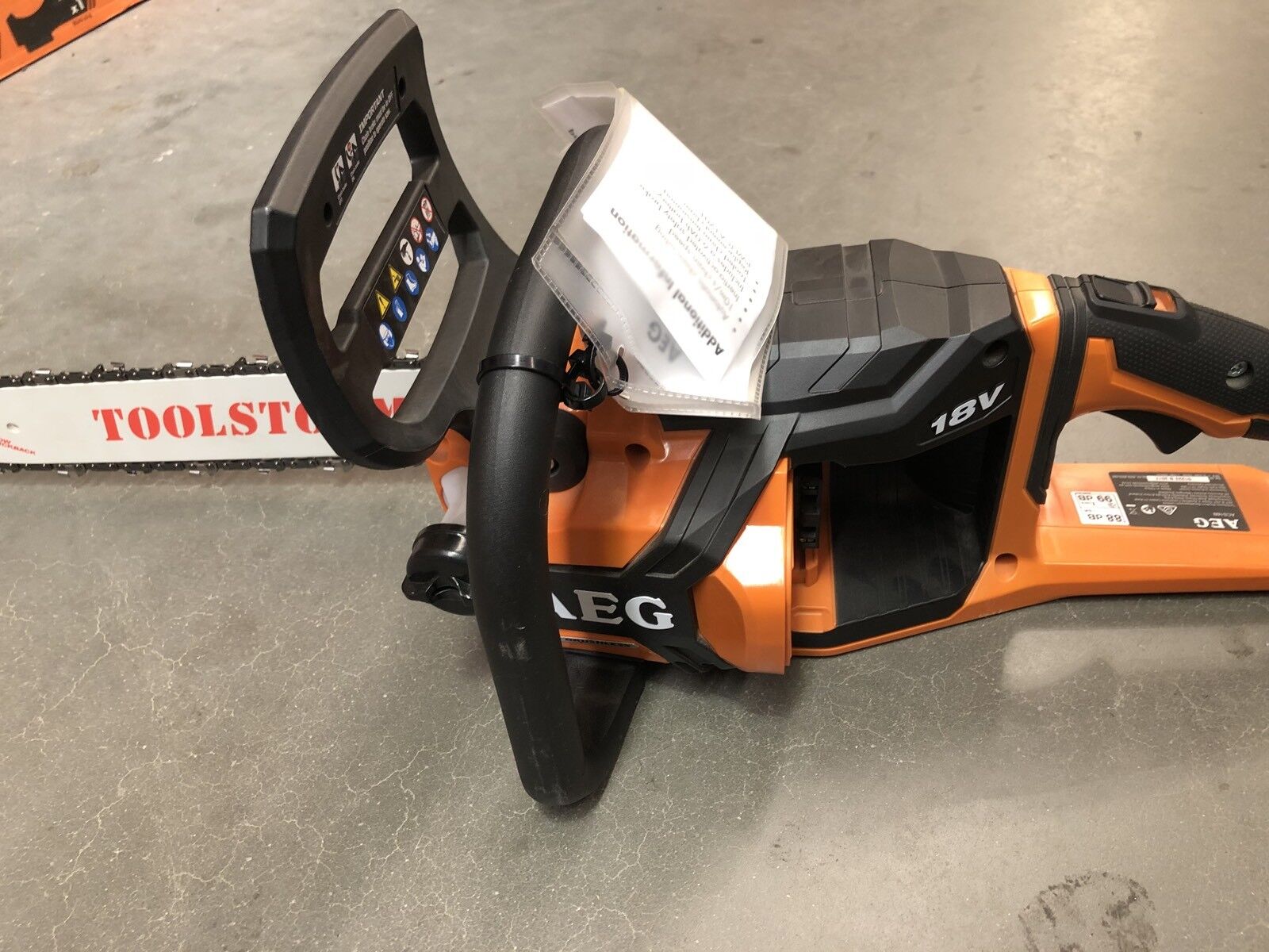 Aeg chainsaw outlet