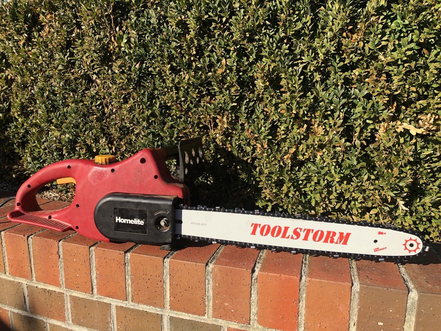 14" Guide Bar & 3 Saw Chains 3/8LP 050 52DL FOR HOMELITE CHAINSAW CWE1814 1800W