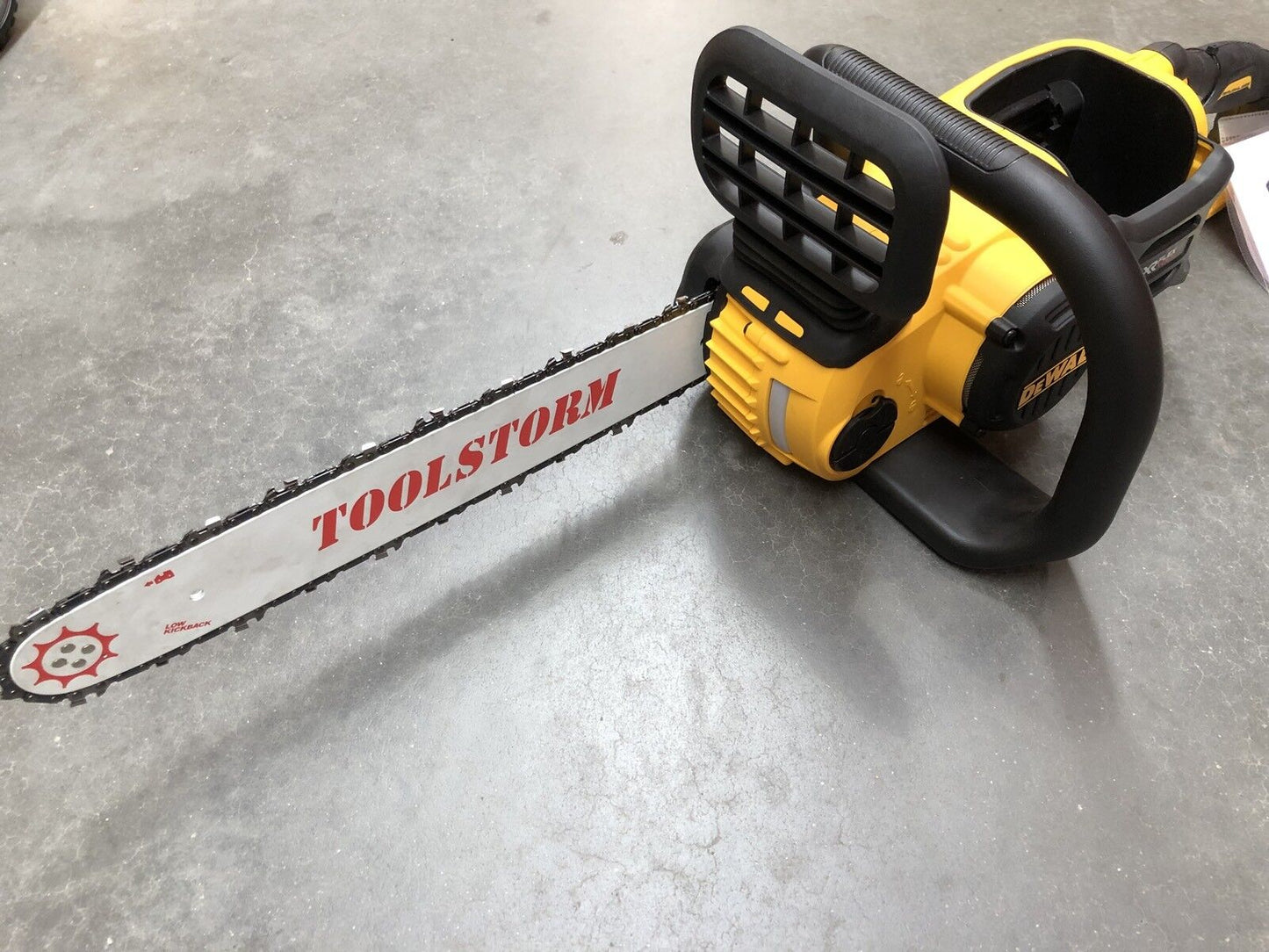 16" BAR & 3 CHAIN Fits DeWalt 60V / 54V XR FLEXVOLT Cordless Chainsaw DCCS670